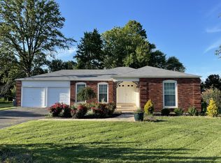 11903 Greenwalk Dr, Saint Louis, MO 63146