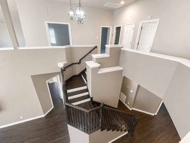 708 San Antonio Trl — Photo 24