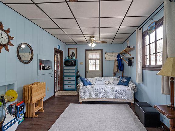 4th image of 116 Bluebonnet Cir