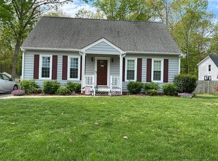 5855 Sara Kay Dr, North Chesterfield, VA 23237