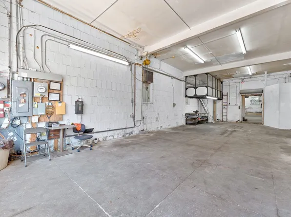 706 7th Street image 8 of 38