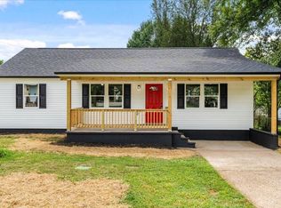 103 Lee Dr, Lenoir City, TN 37771