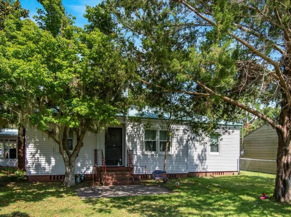 318 N Orange St, Perry, FL 32347