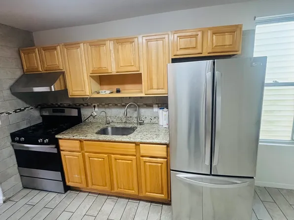 1504 46th St #1, North Bergen, NJ 07047