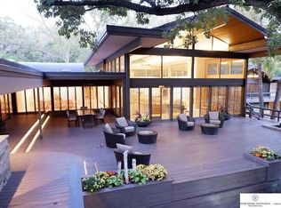 3217 S 101st St, Omaha, NE 68124