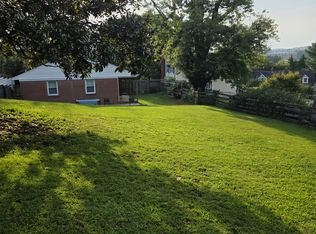 19 Cedar Knoll Rd, Cockeysville, MD 21030