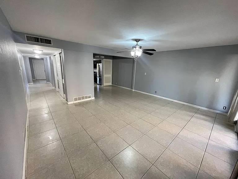 2 W Northern Ave #5 — Photo 20