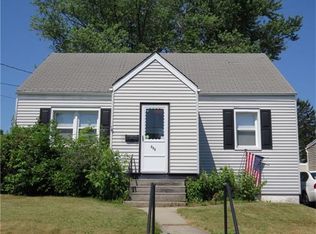 223 Liberty St, Fords, NJ 08863