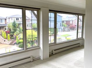 1330 California Ave SW APT 5, Seattle, WA 98116