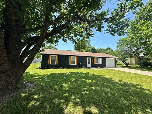 2125 Griffith Ter Photo 1