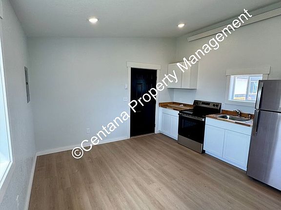 3rd image of 3712-3714 S Wyoming St #3a7df25c2