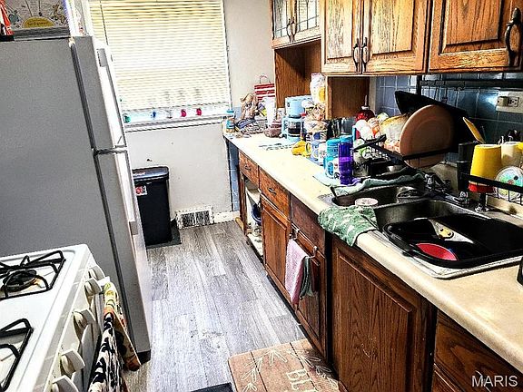 5th image of 9308 Nelan Dr