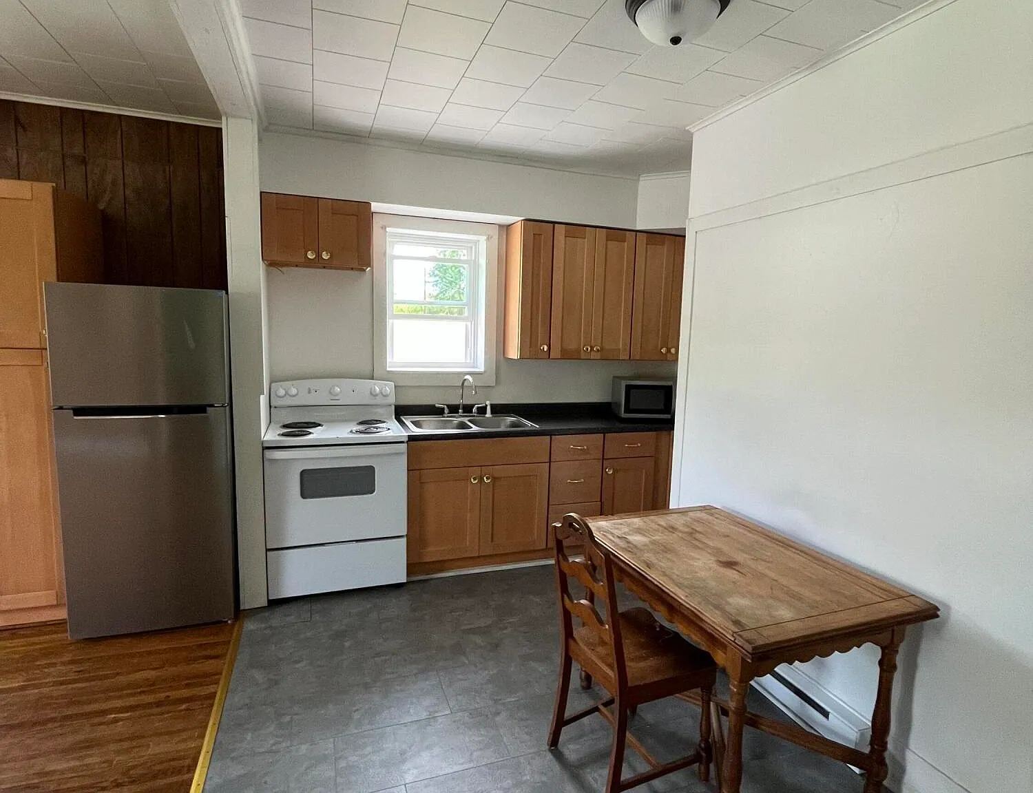 1 bed, 432 sqft, $650 — Photo 3