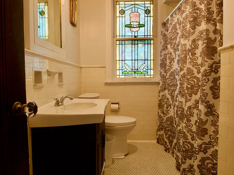 218 Pennsylvania Blvd #1 — Photo 4