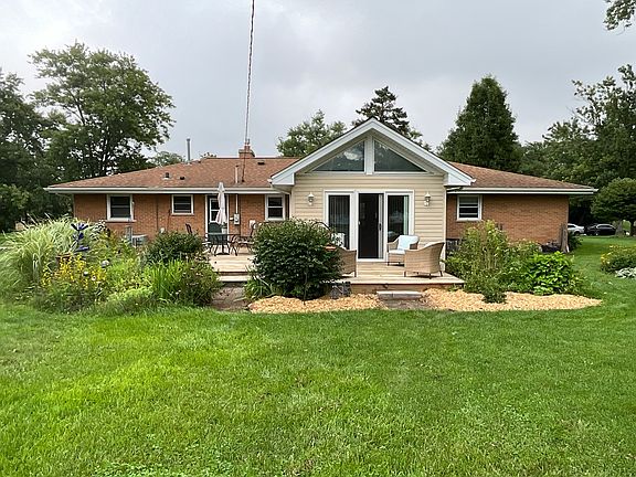 3rd image of 16430 Leslie Ann Dr