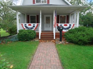 529 Chestnut St, Vassar, MI 48768