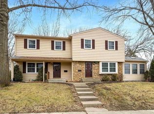 3401 56th Street Pl, Moline, IL 61265