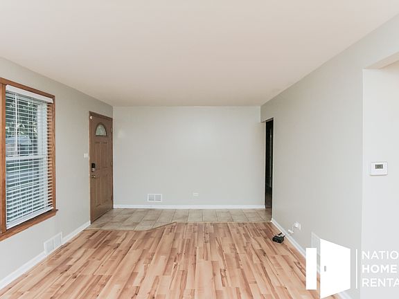 3rd image of 21301 S Jeffrey Dr