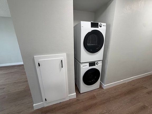 3rd image of 14400 E 14th St APT 14