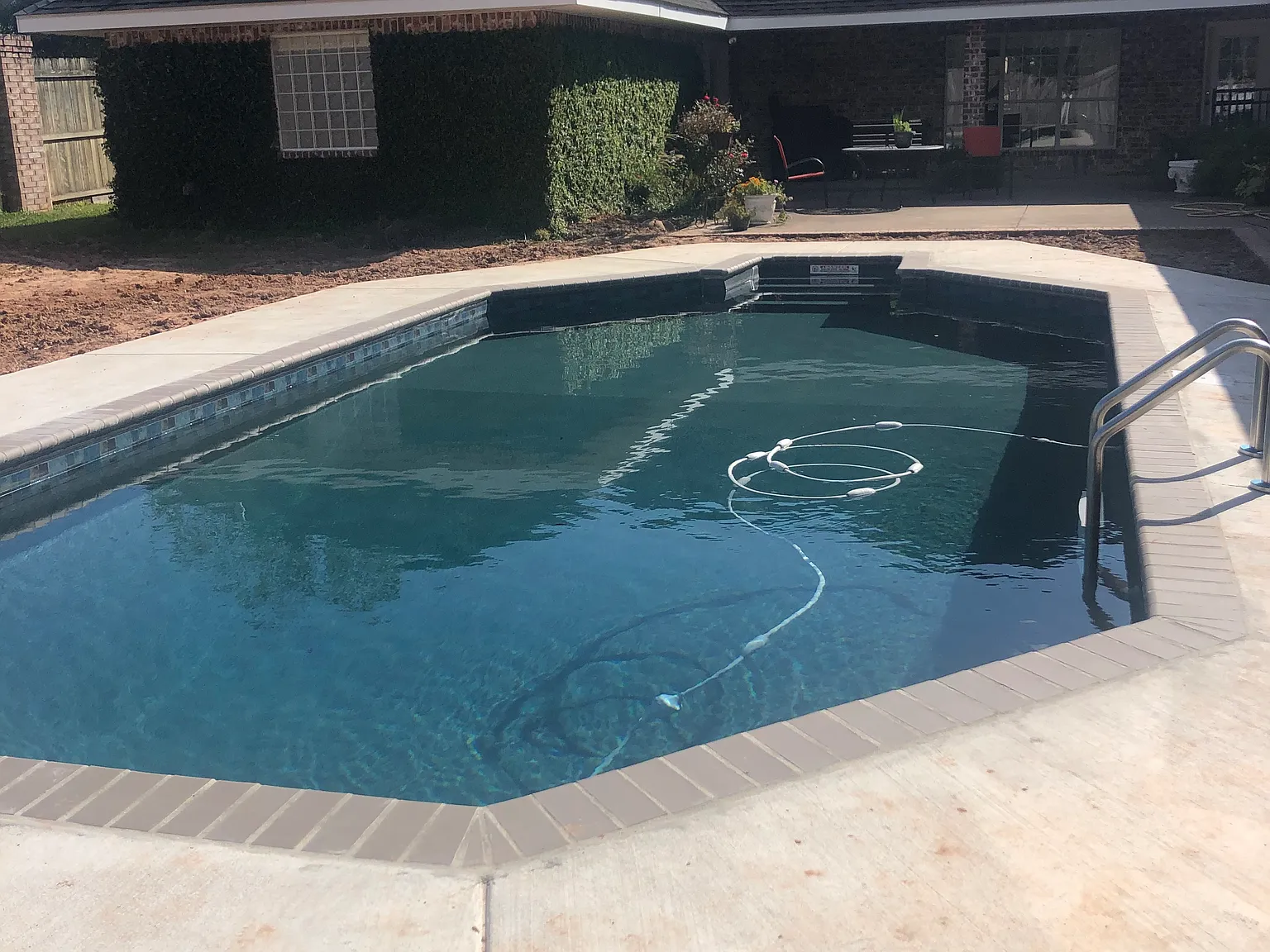 4 bed, 3370 sqft, $3,000 — Photo 3