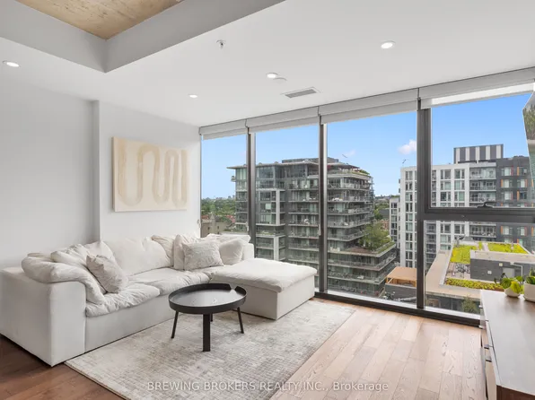 629 King St W #Penthouse 1411, Toronto, ON M5V 0G9