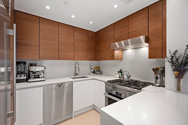 Rented by Douglas Elliman | media 11