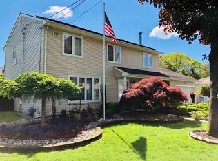 215 Belmar Ave, Oakhurst, NJ