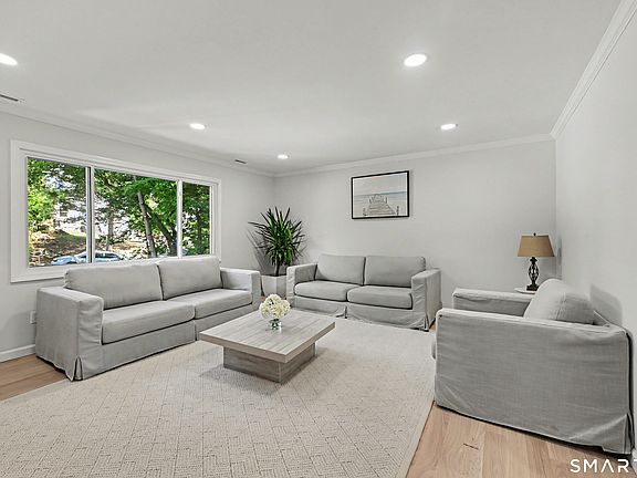 3rd image of 80 Coolidge Avenue