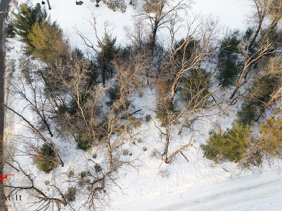 2nd image of 1514 E Tamarack