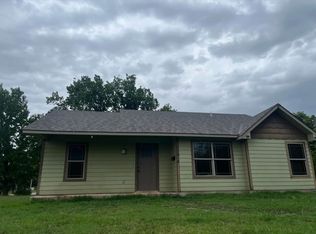 318 W Park St, Tecumseh, OK 74873