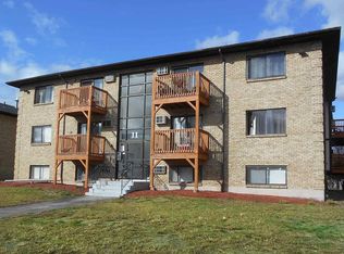 11 Lancelot Ct APT 5, Salem, NH 03079
