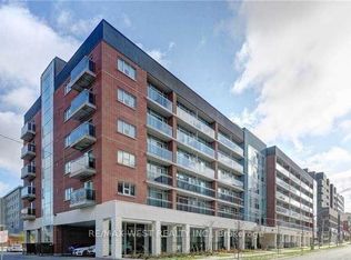 308 Lester St #405, Waterloo, ON N2L 0H9