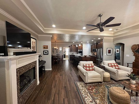 2nd image of 1 Briarwood Cir