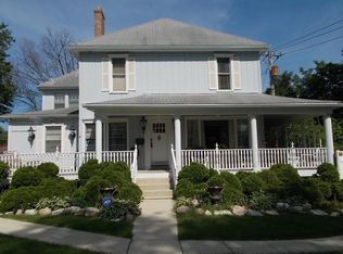 4237 Lindley St, Downers Grove, IL 60515