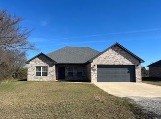 395 Western Hills Dr, Durant, OK 74701