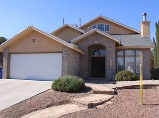 11823 Vere Leasure Dr, El Paso, TX 79936