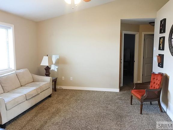 5th image of 278 N Kimberly Dr