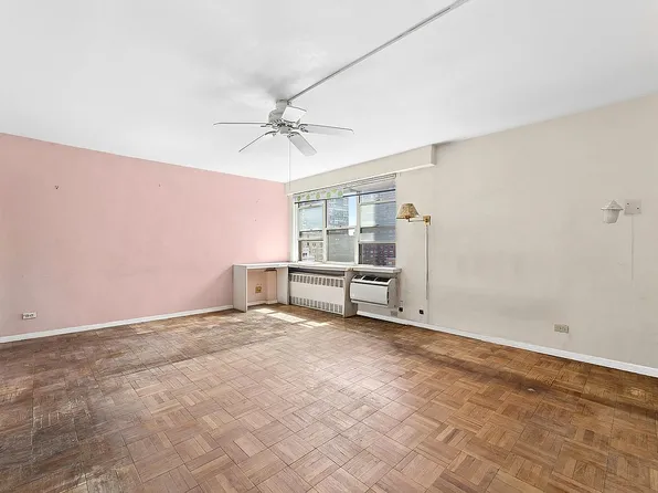 300 E 71st St APT 15D, New York, NY 10021