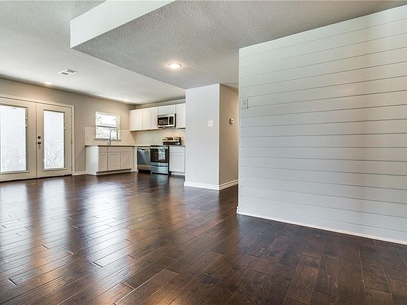 5th image of 5024 Avery Ln