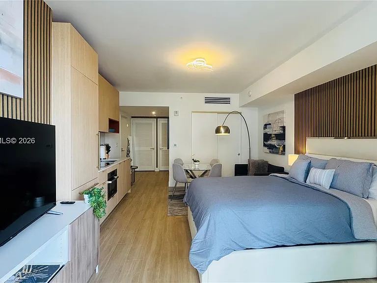 90 NE 32nd St #613 — Photo 15