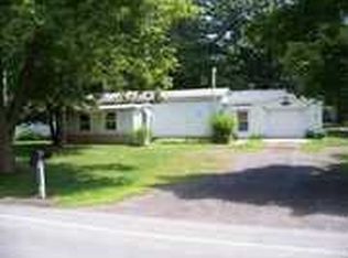 1717 Pioneer Rd, Shortsville, NY 14548