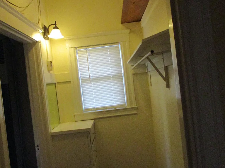 470 S 3rd St #2 — Photo 14