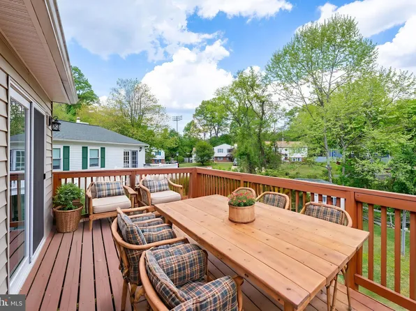 7103 Avesbury Ln, Glen Burnie, MD 21061