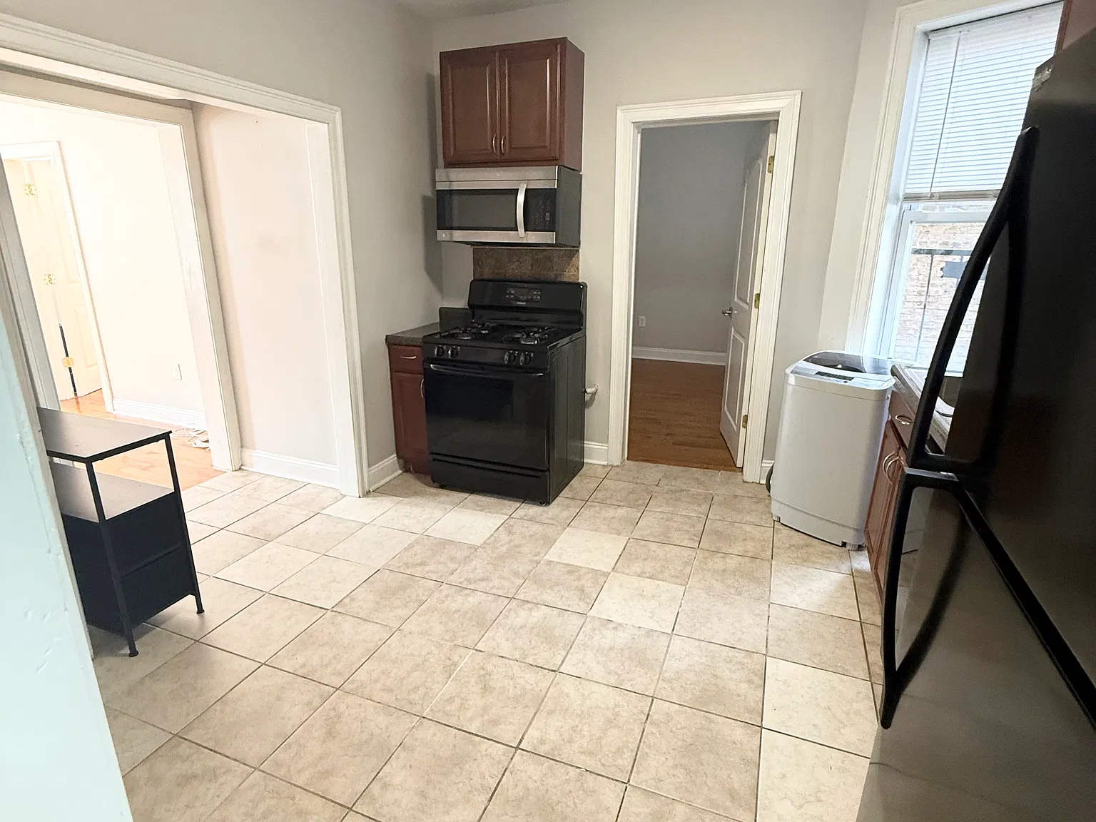 2 bed, $2,195 — Photo 2