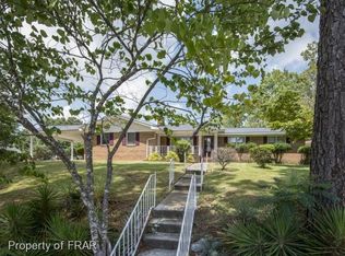516 Cimarron Dr, Fayetteville, NC 28303