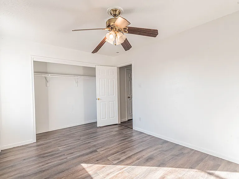 19507 Narcissus Brook Ln — Photo 14