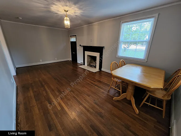 2716 Forest Dr — Photo 3
