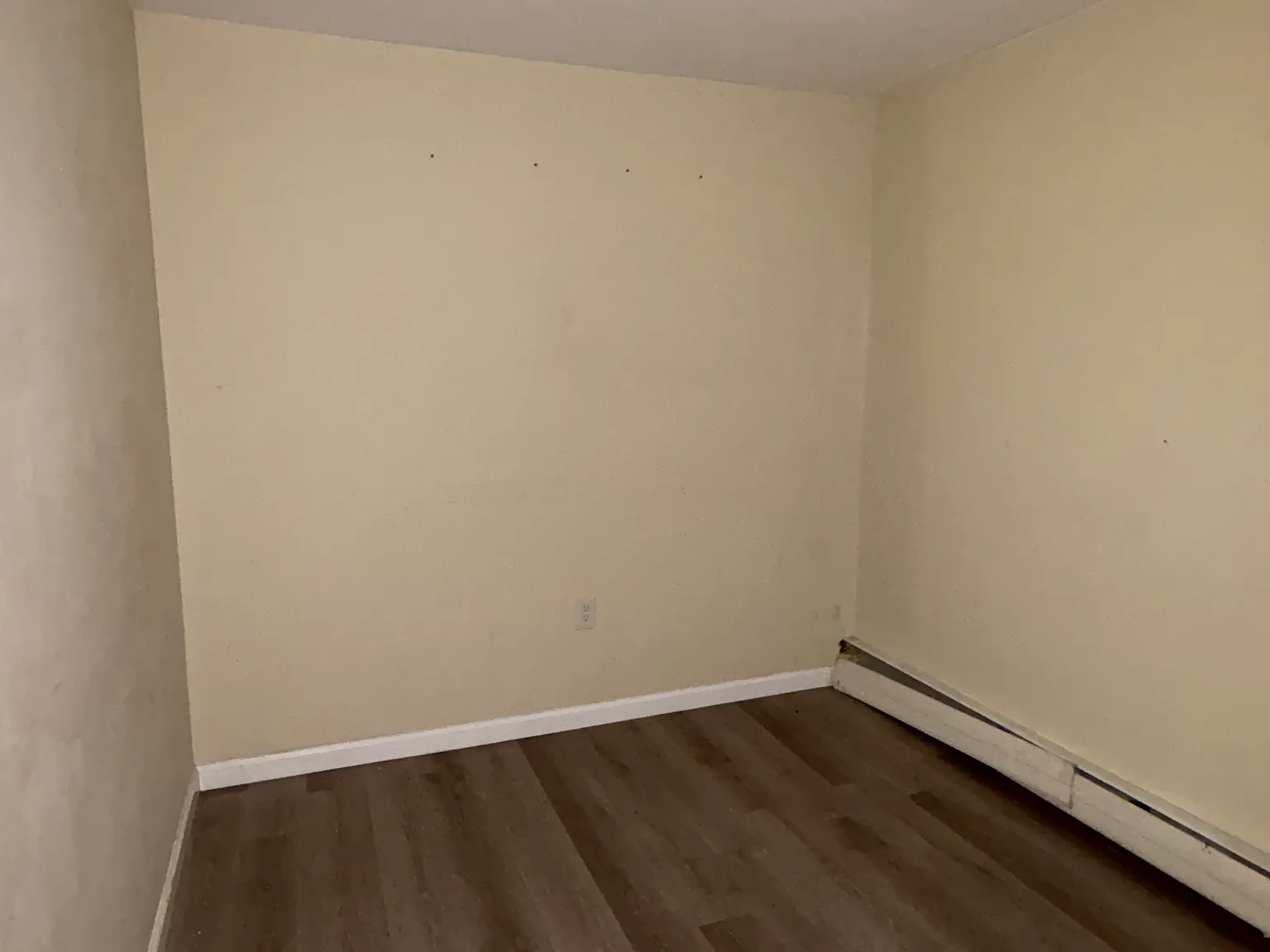2 bed, 1.5 bath, 850 sqft, $1,200 — Photo 2