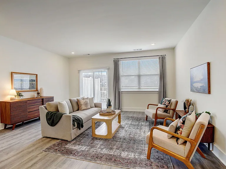 Blakeney Commons Townhomes — Photo 12