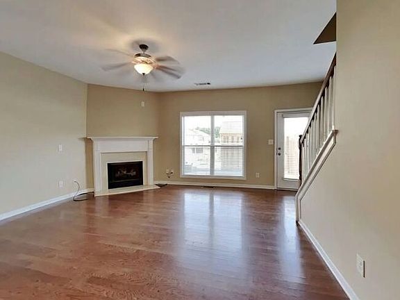 4th image of 2823 Gower Way #81